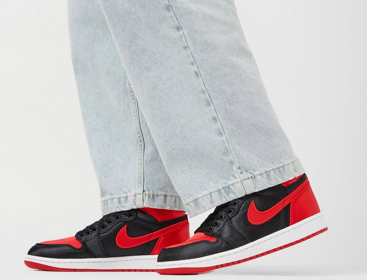 Jordan Air 1 Retro High OG Satin