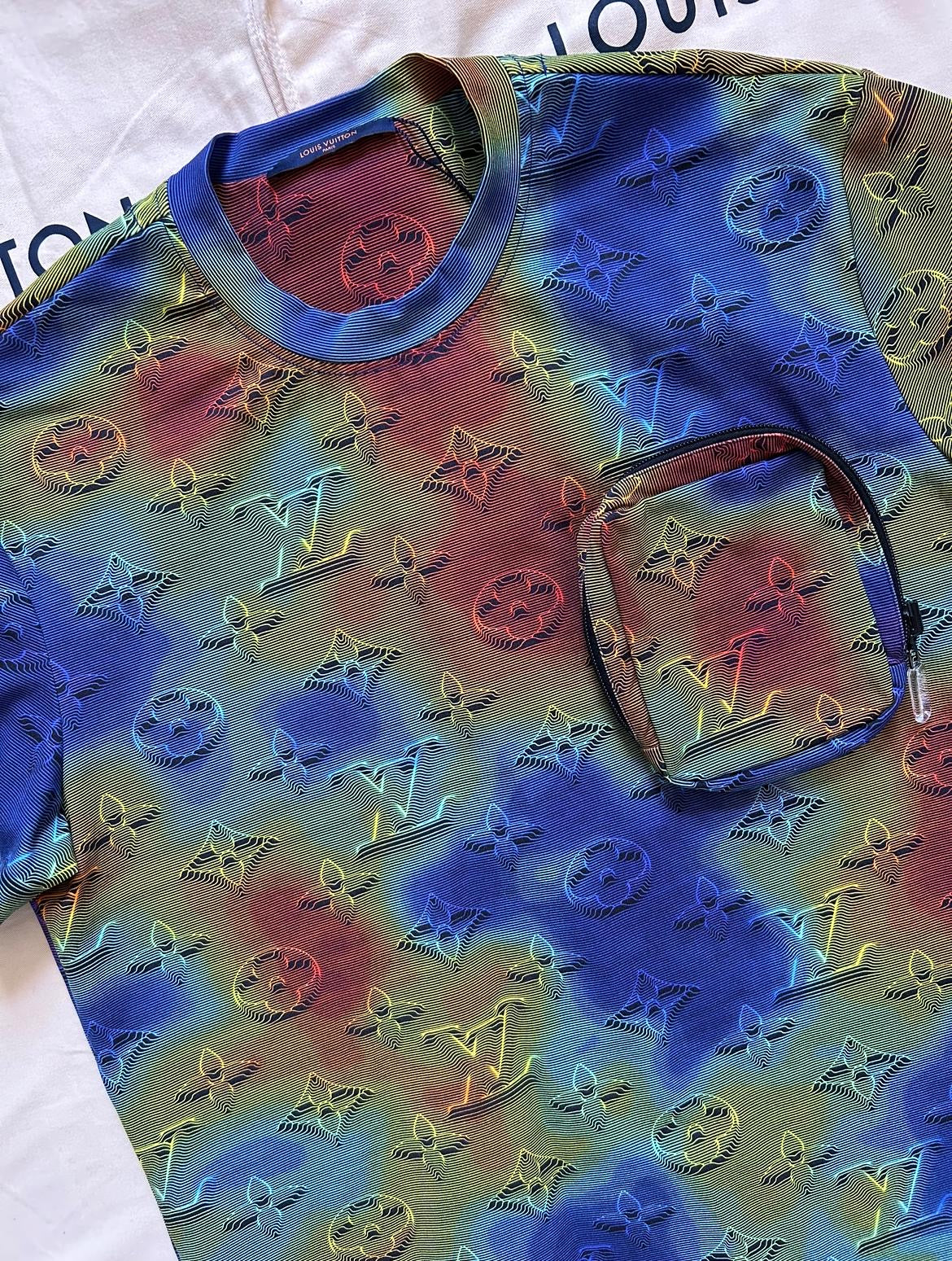 Louis Vuitton Men’s 2054 heat map pack away T-Shirt