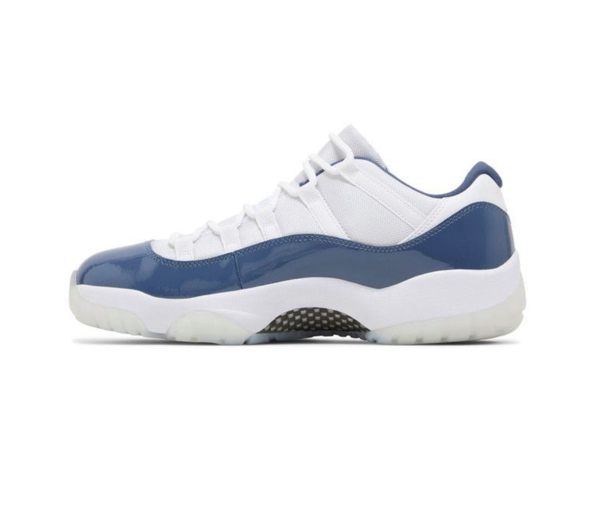 JORDAN 11 LOW DIFFUSED BLUE