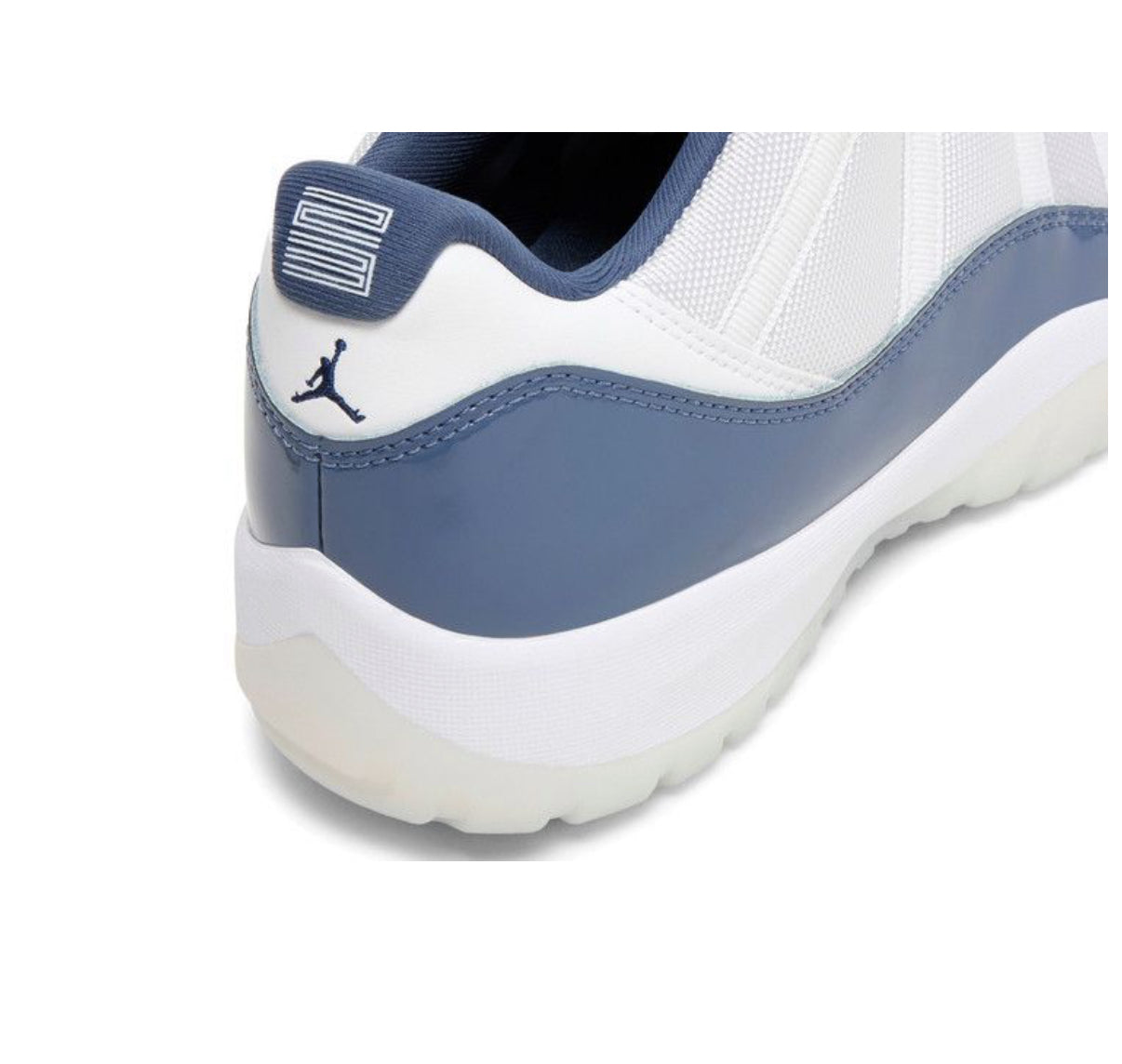 JORDAN 11 LOW DIFFUSED BLUE