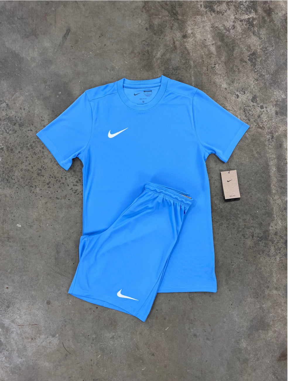 NIKE DRI FIT SET - UNIVERSITY BLUE
