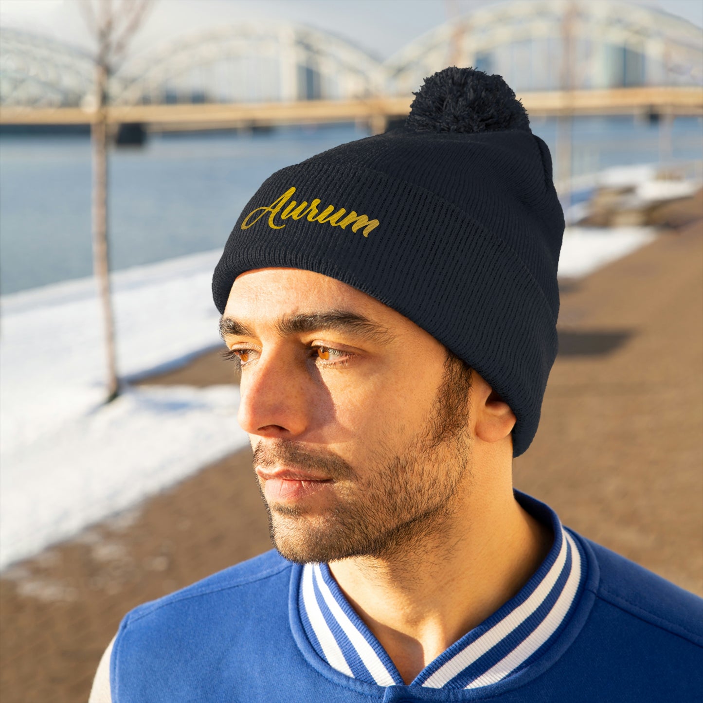 AURUM SIGNATURE POM POM BEANIE