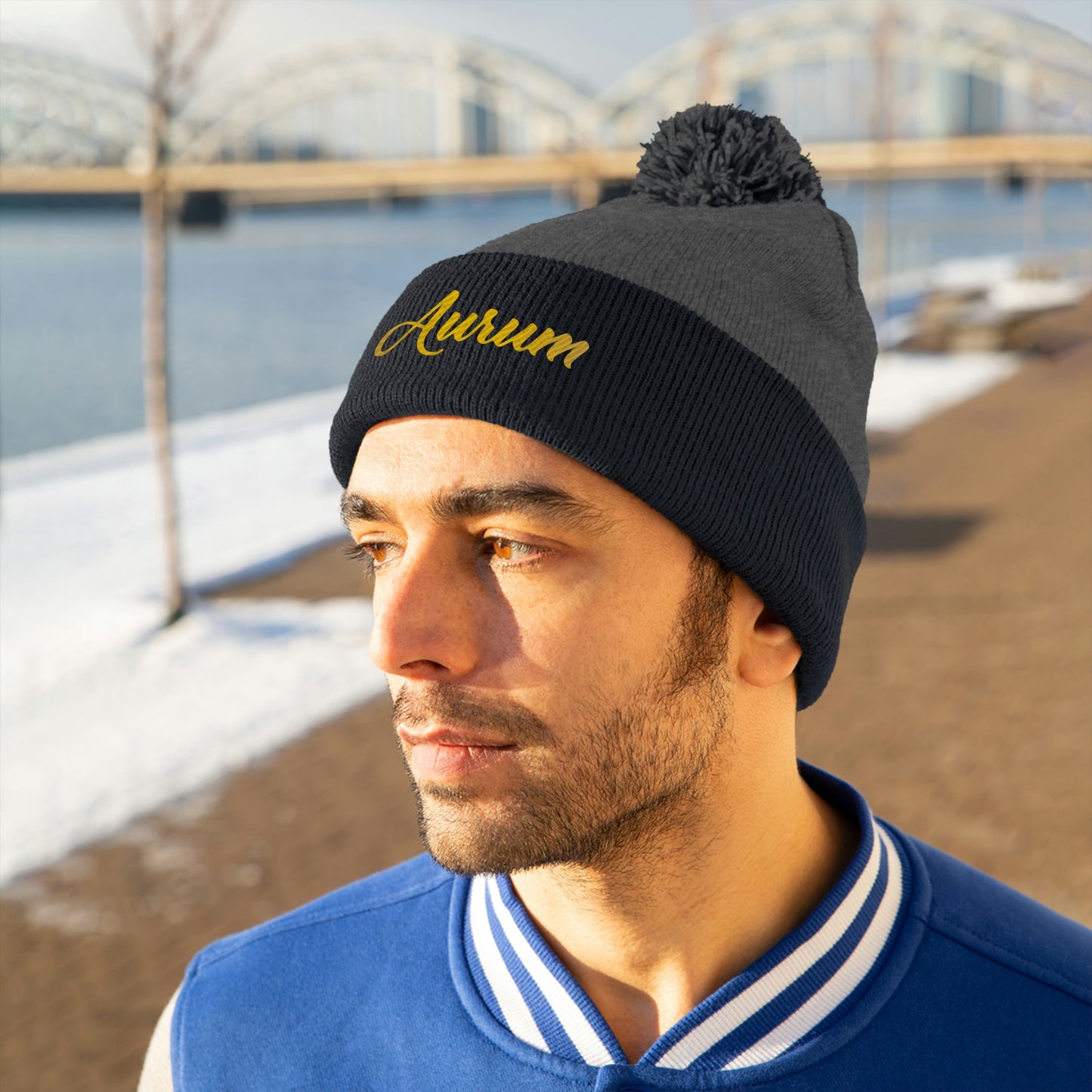 AURUM SIGNATURE POM POM BEANIE