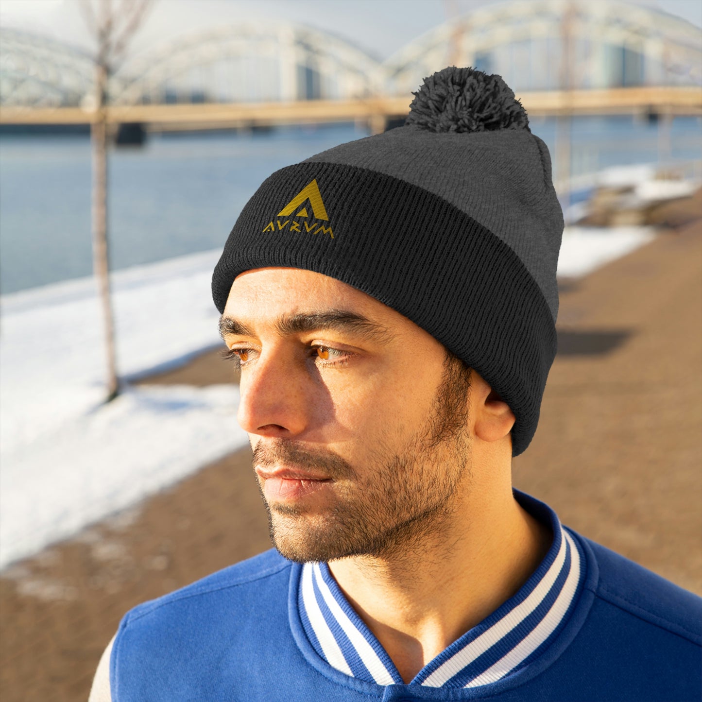 AURUM LOGO POM POM BEANIE