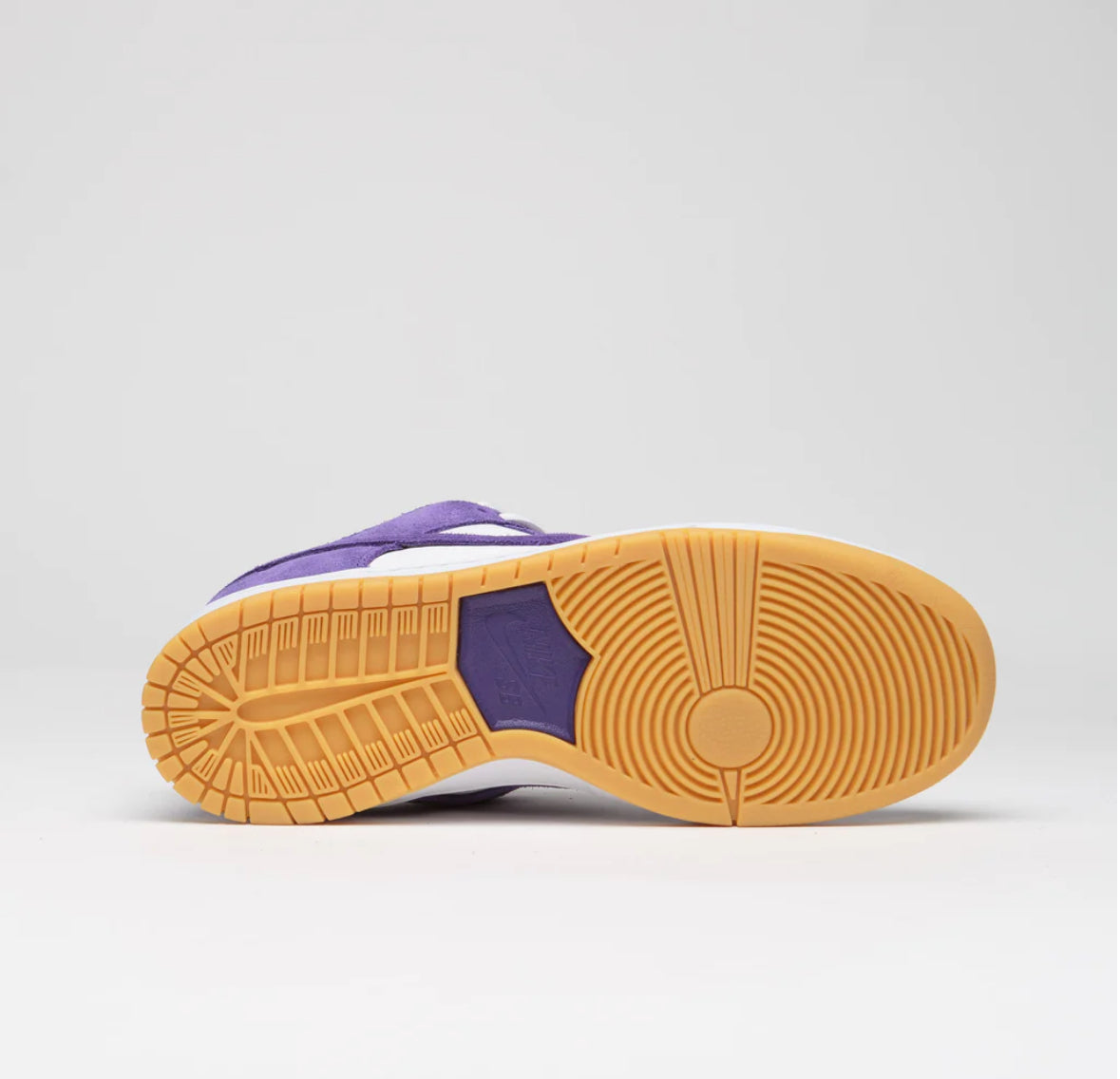 Nike sb dunk low court purple