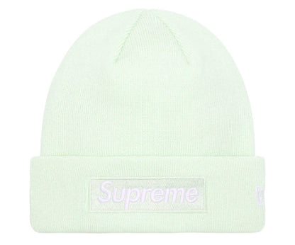 Supreme New Era®
Box Logo Beanie