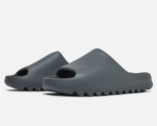 YEEZY SLIDE SLATE GREY