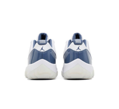 JORDAN 11 LOW DIFFUSED BLUE