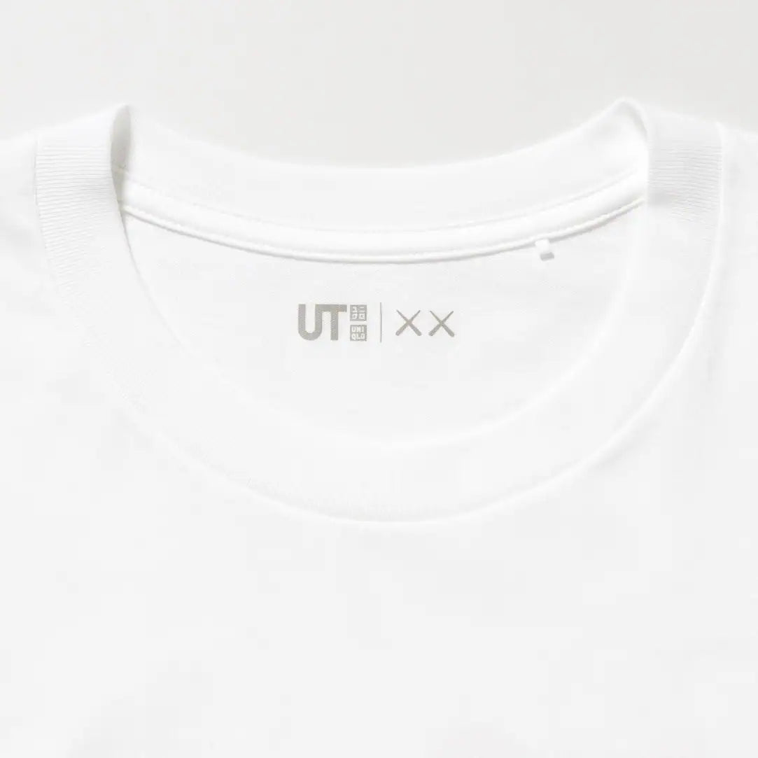 KAWS UT GRAPHIC T-SHIRT