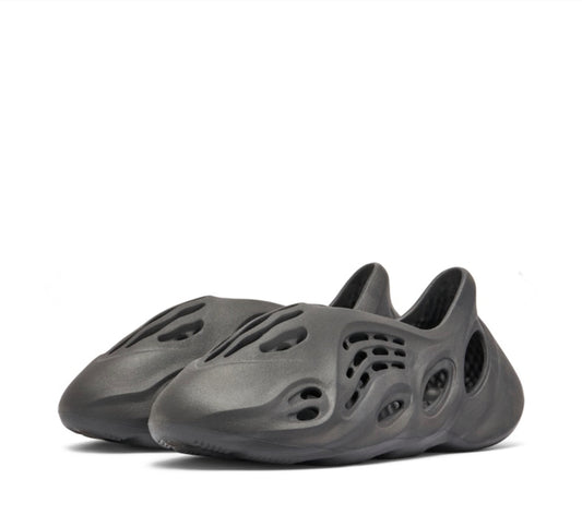 YEEZY FOAM RUNNER ONYX