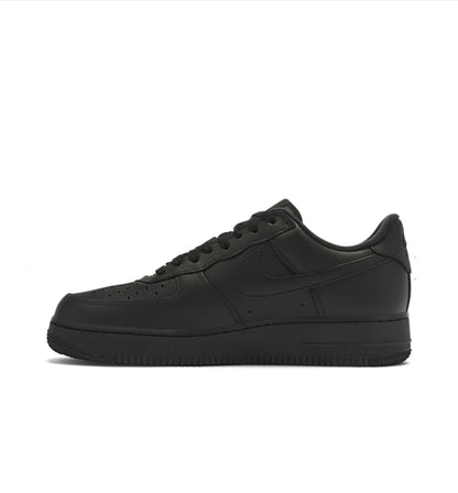 NIKE AIR FORCE 1 LOW SUPREME BLACK