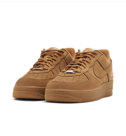NIKE AIR FORCE 1 LOW SUPREME WHEAT